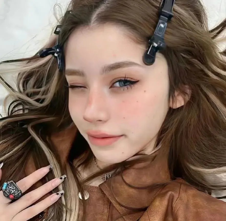 家有儿女初长成封面